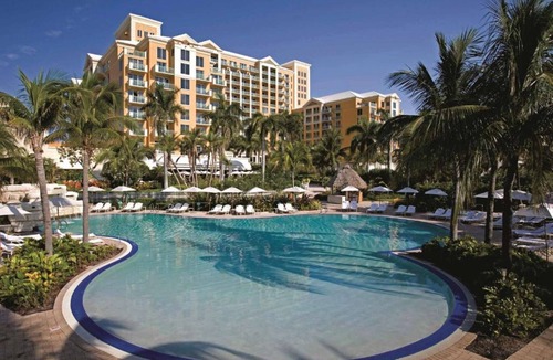Key Biscayne Condo | Amazing Studio l Ritz Carlton Key Biscayne l Two Double Beds l