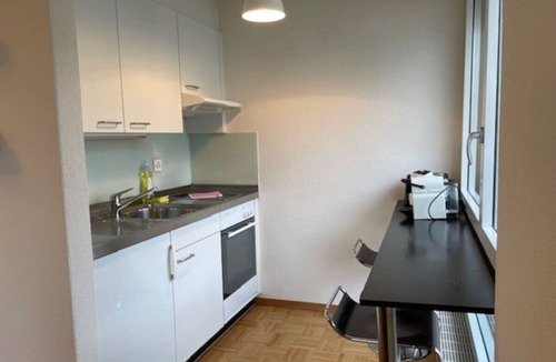Hochschulen Apartment | Amazing studio in the city centre (Art 12)