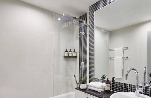 The City of London Apartment | Amazing Studio with Perfect Location