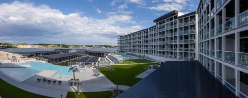 Osage Beach House | Amazing Top Floor Condo at Topsider Resort Community