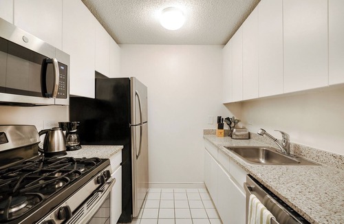 East Harlem Apartment | Amazing UES Luxury 2 Bedw/Gym, Pool,Laundry #6187