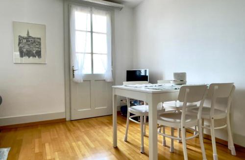 Oberhofen am Thunersee Apartment | Amazing View with Balcony and free Parking