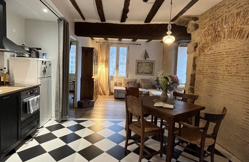 Vannes Apartment | amazing view next to the cathedral in the historic heart of the city