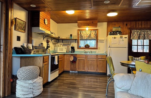 Marble Falls Cottage | Amazing View with hot tub