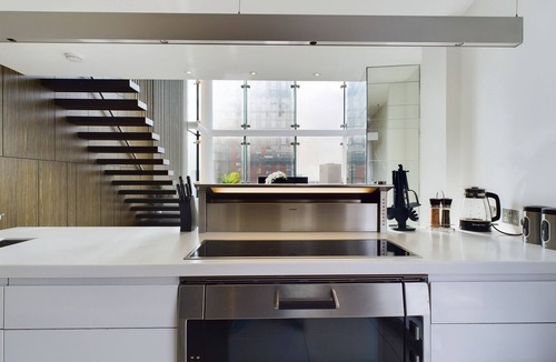 Manchester Apartment | Amazing Views Across Manchester 3BR Duplex w/Parking