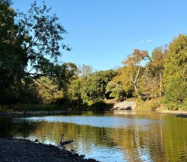 Great Cacapon Ski Chalet | Amazing Views Hot Tub Fire Pit & Chefs Kitchen