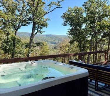 Great Cacapon Ski Chalet | Amazing Views Hot Tub Fire Pit & Chefs Kitchen