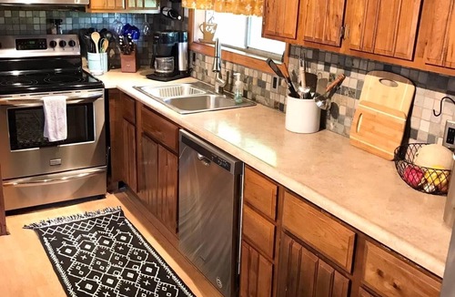 Flat Hollow Marina House | AMAZING views, Lakefront home with private boat dock in Flat Hollow
