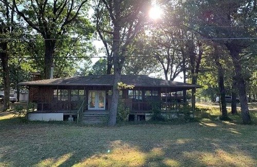 Carolyn Estates House | Amazing views of the lake and sunsets in a recently renovated home.