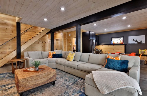 Stockbridge Ski Chalet | Amazing Views on Music Mountain