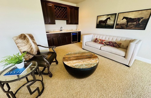 Spring Branch House | Amazing Views on over 4 acres-River access-infinity pool-Hot Tub