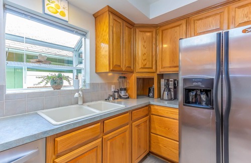 Oakridge House | Amazing views - Steps from Brew Pub.