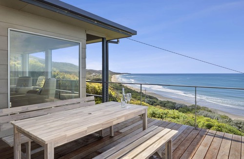 Eastern View House | Amazing Views! Summar