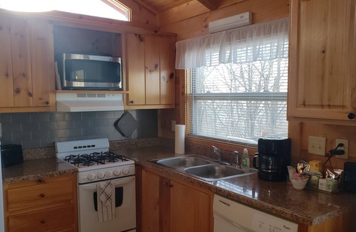 Great Cacapon Cabin | Amazing views!!