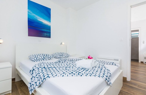 Privlaka Resort | Amazing villa Miri just 5m from the sandy beach
