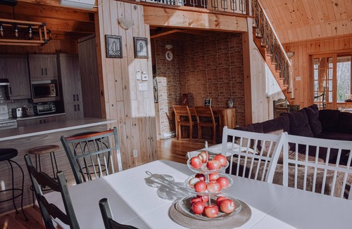 Mandeville Cottage | Amazing Waterfront Cottage with a panoramic astonishing view. CITQ# 282435