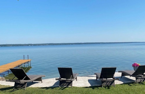 Big Bay Point Cottage | Amazing Waterfront, Cottage at Big Bay Point
