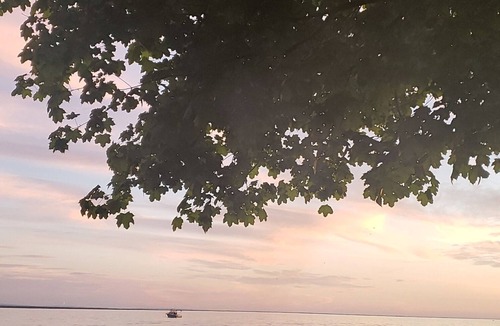 Blossvale House | Amazing Waterfront Vacation Home