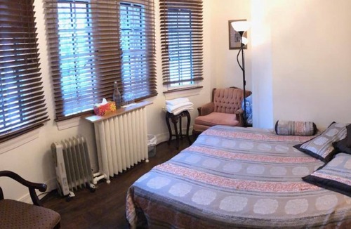 Sandy Hill Bed & Breakfast | Ambassador B&B