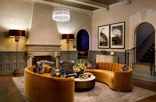 Downtown Tulsa Hotel | Ambassador Hotel Tulsa, Autograph Collection