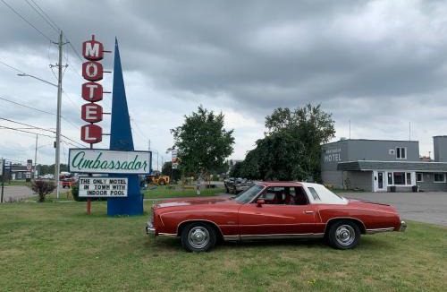 Sault Ste. Marie Hotel | Ambassador Motel