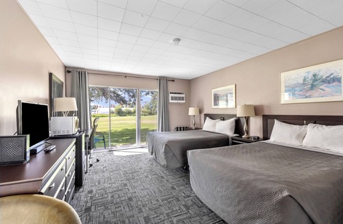 Sault Ste. Marie Hotel | Ambassador Motel