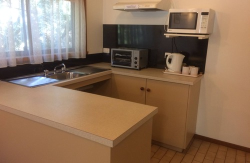 Alfredton Hotel | Ambassador Motor Inn Ballarat