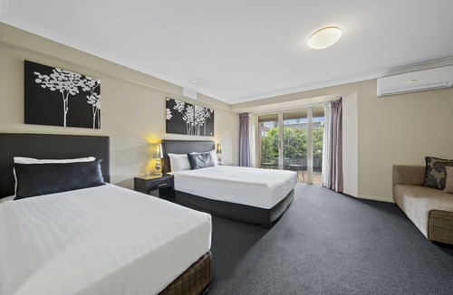 North Toowoomba Hotel | Ambassador on Ruthven