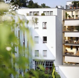 Lucerne Hotel | Ambassador Self Check-in Hotel