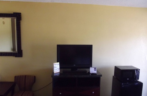 Northeast Virginia Beach Hotel | Ambassadors Inn & Suites