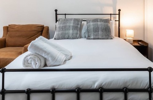 Bedworth Apartment | Amber - 1 bedroom Studio Flat