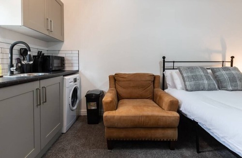 Bedworth Apartment | Amber - 1 bedroom Studio Flat