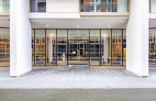 Isle of Dogs Apartment | Amber Court by Interhome