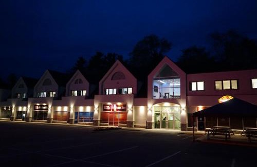 Grand Bend Hotel | Amber Hotel