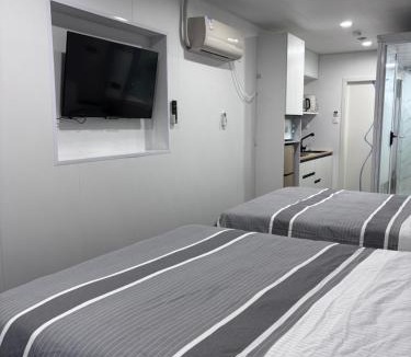 Panmure Apartment | Amber Lake A