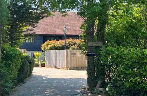 Hickstead House | Amber Lodge Hickstead-B