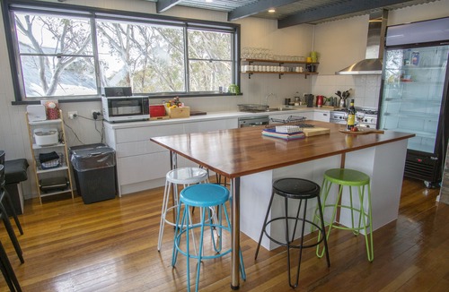 Mount Buller Hostel | Amber Lodge Mt Buller - Hostel