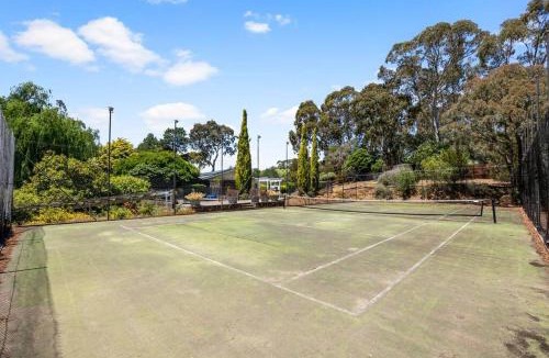 Paechtown Apartment | Amber Whisper