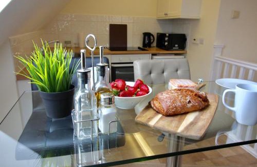 Epsom Apartment | AmberBlue@Epsom