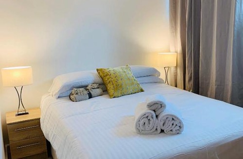 Woking Apartment | AmberBlue@Woking