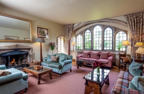 Amberley House | Amberley Castle- A Relais & Chateaux Hotel