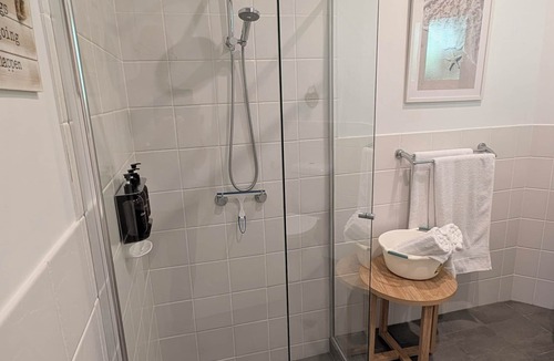 Killcare Heights Bed & Breakfast | Amberlyn Escapes Killcare