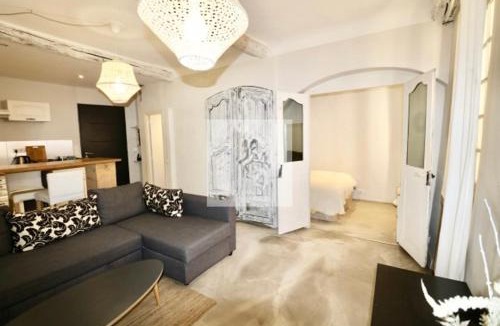 Old Town Apartment | Ambiance cosy et élégante au cœur du vieux village