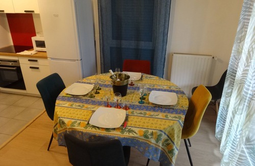 Cesson-Sevigne Apartment | Ambiance Zen-coloving-télétravail