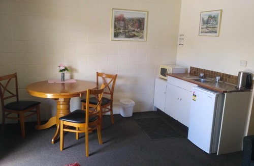 Levin Hotel | Amble Inn Motel