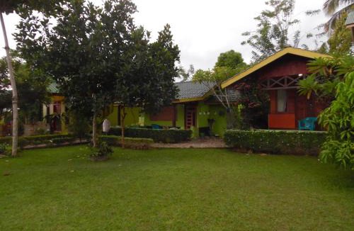 Bohorok House | AMBOW Homestay Jungle Trekking & Village Tour