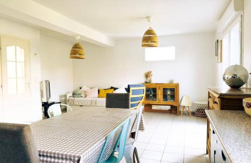 Sainte-Cecile-Plage House | Amelie