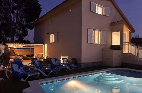 Miami Platja Villa | AMELIE Villa piscina privada, BBQ y Wifi gratis
