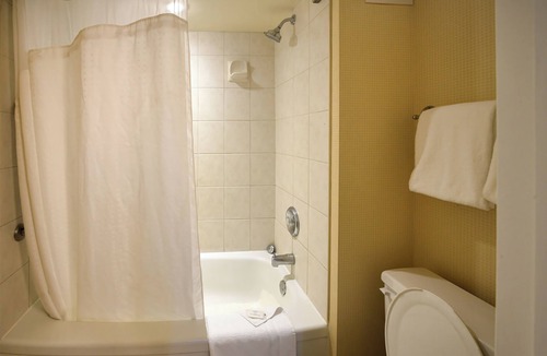 Southwest Calgary Hotel | Amenida Residences + Hotel n