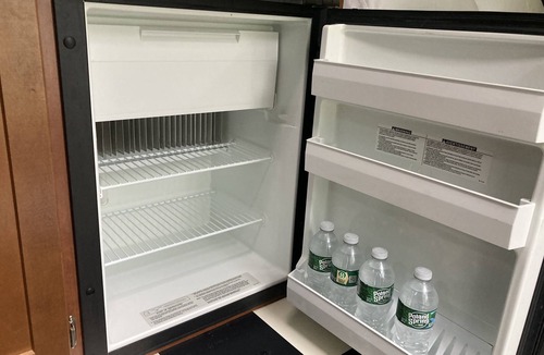 Equinunk House | Amenity filled camper with direct Delaware River Access